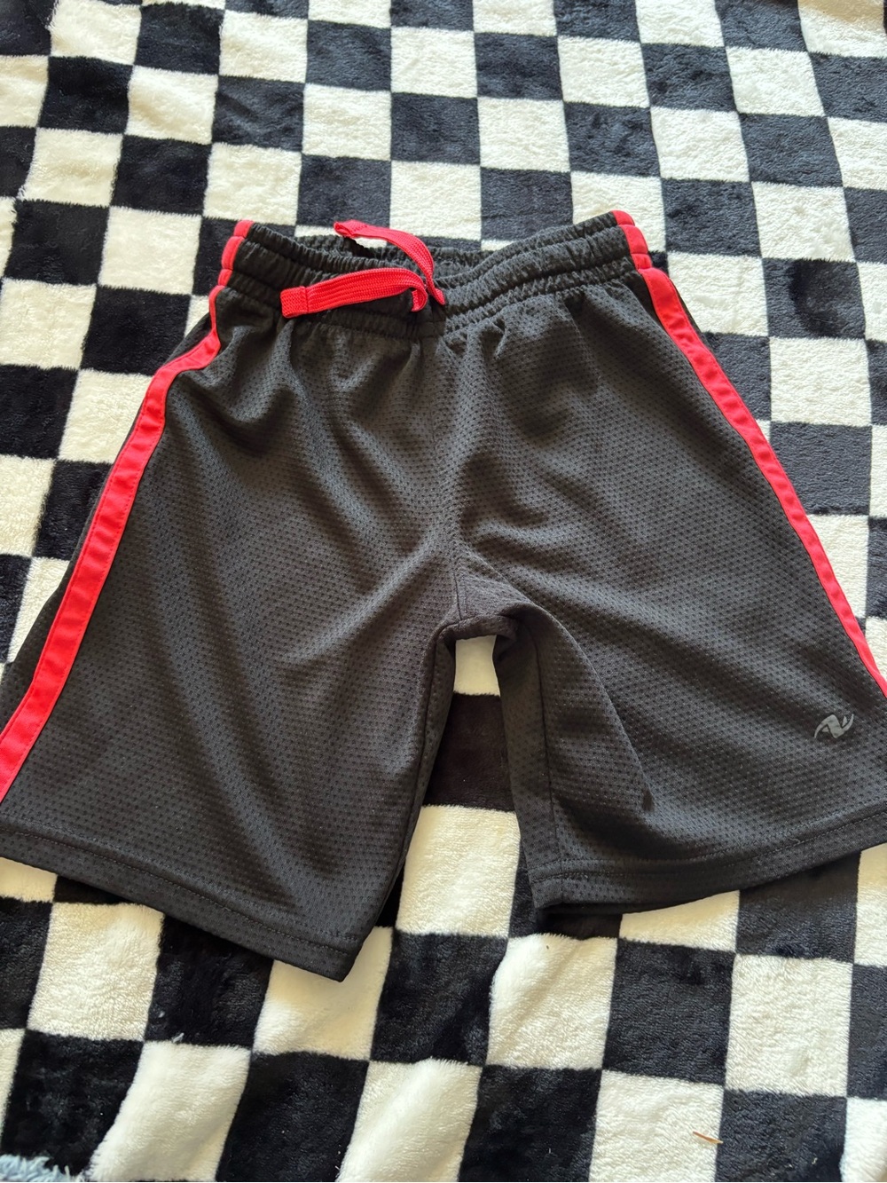 Boys size small 6 black shorts